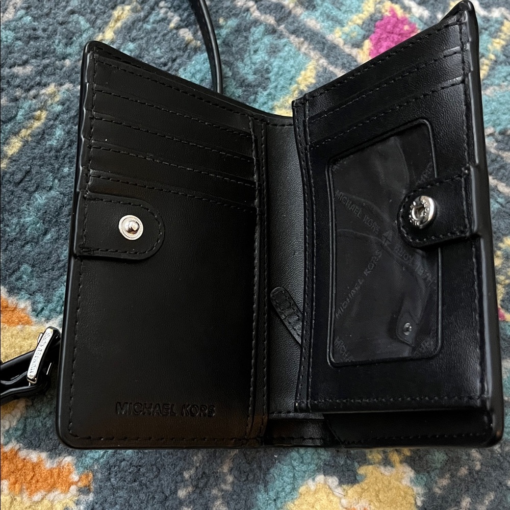 Michael Kors signature chain crossbody bag with wallet. Like new. - Picture 10 of 12